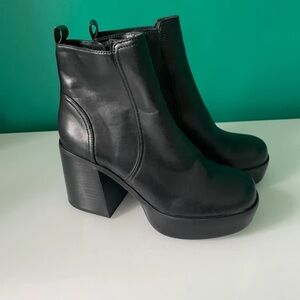 Topshop Sleek Black Ankle Booties